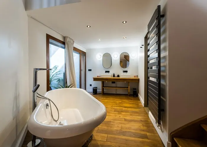 Вілла Kabane Keyweek Pool Sauna Downtown Біарріц