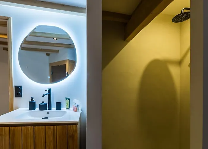 Kabane Keyweek Pool Sauna Downtown Вілла Біарріц