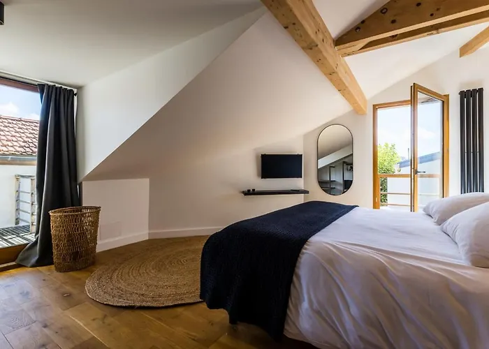 Kabane Keyweek Pool Sauna Downtown * Біарріц