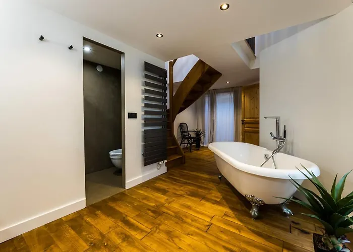 Вілла Kabane Keyweek Pool Sauna Downtown *