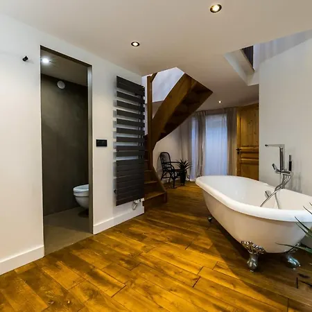 Villa Kabane Keyweek Pool Sauna Downtown *