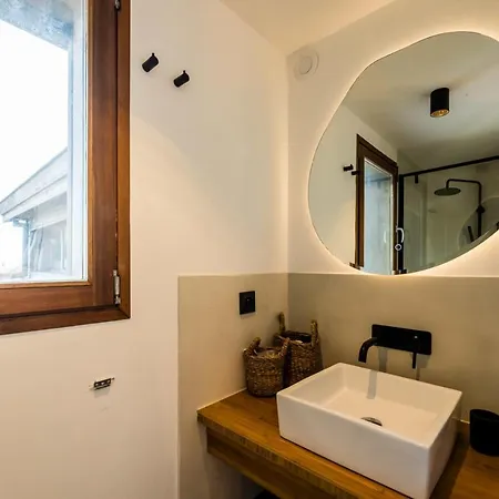 Kabane Keyweek Pool Sauna Downtown