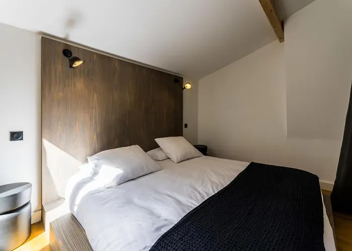 Kabane Keyweek Pool Sauna Downtown 比亚里茨